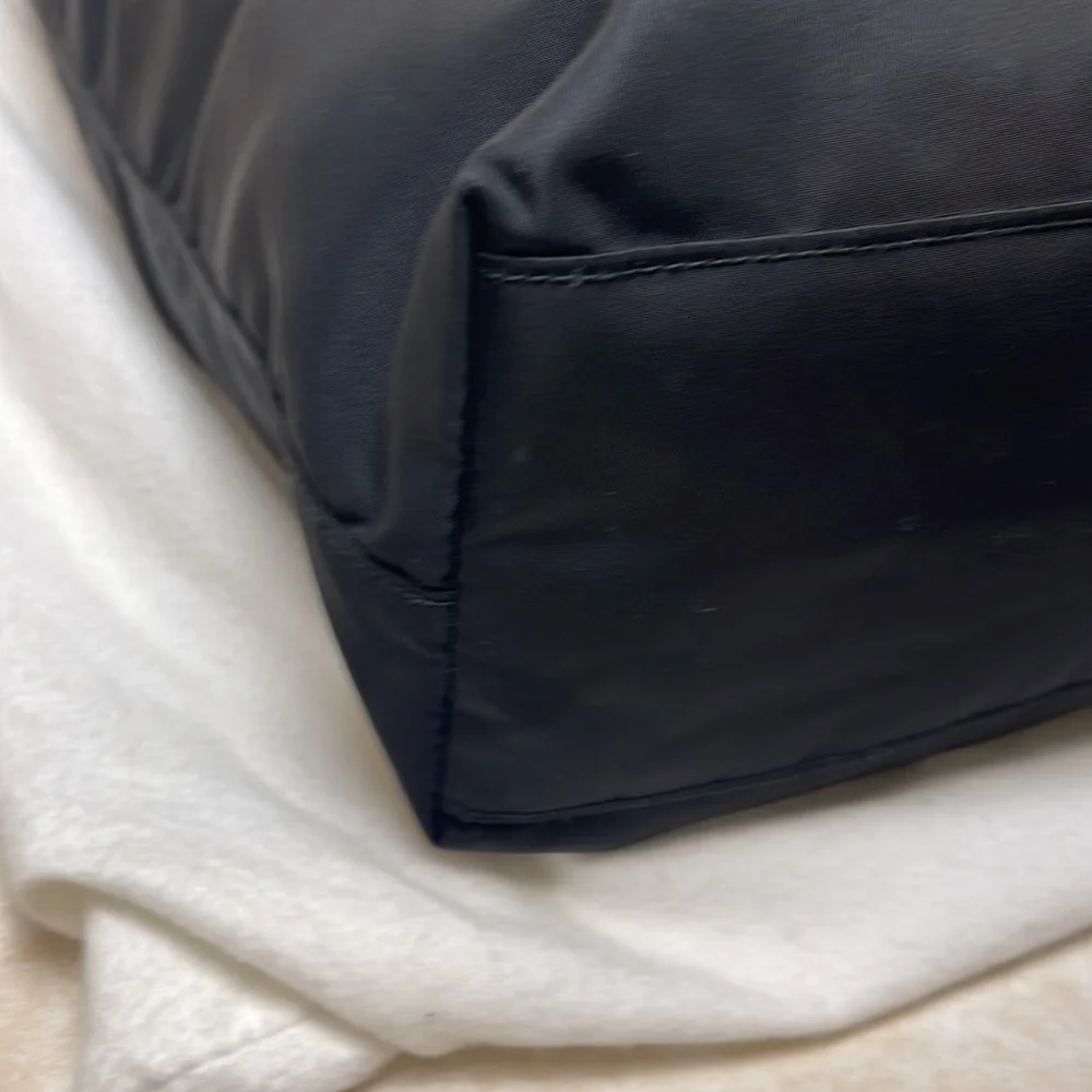 Prada Nylon tote bag - Picture 5 of 10